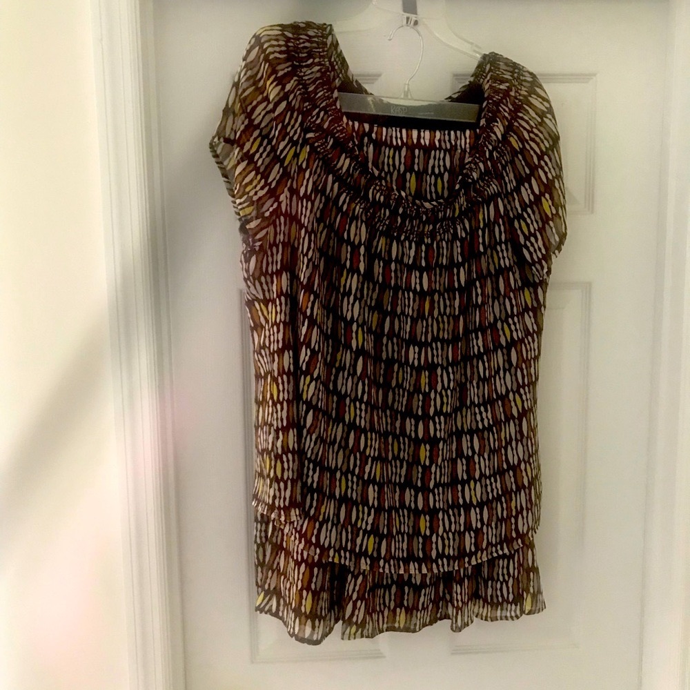 Bohemian style snazzy, comfortable and lightweight two piece skirt set. EUC